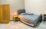 Interior Kamar Tipe A Dengan Meja Dan Lemari Jati 2