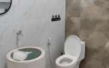 Kamar Mandi Lantai Atas 1