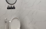 Toilet Duduk  Kamar Mandi